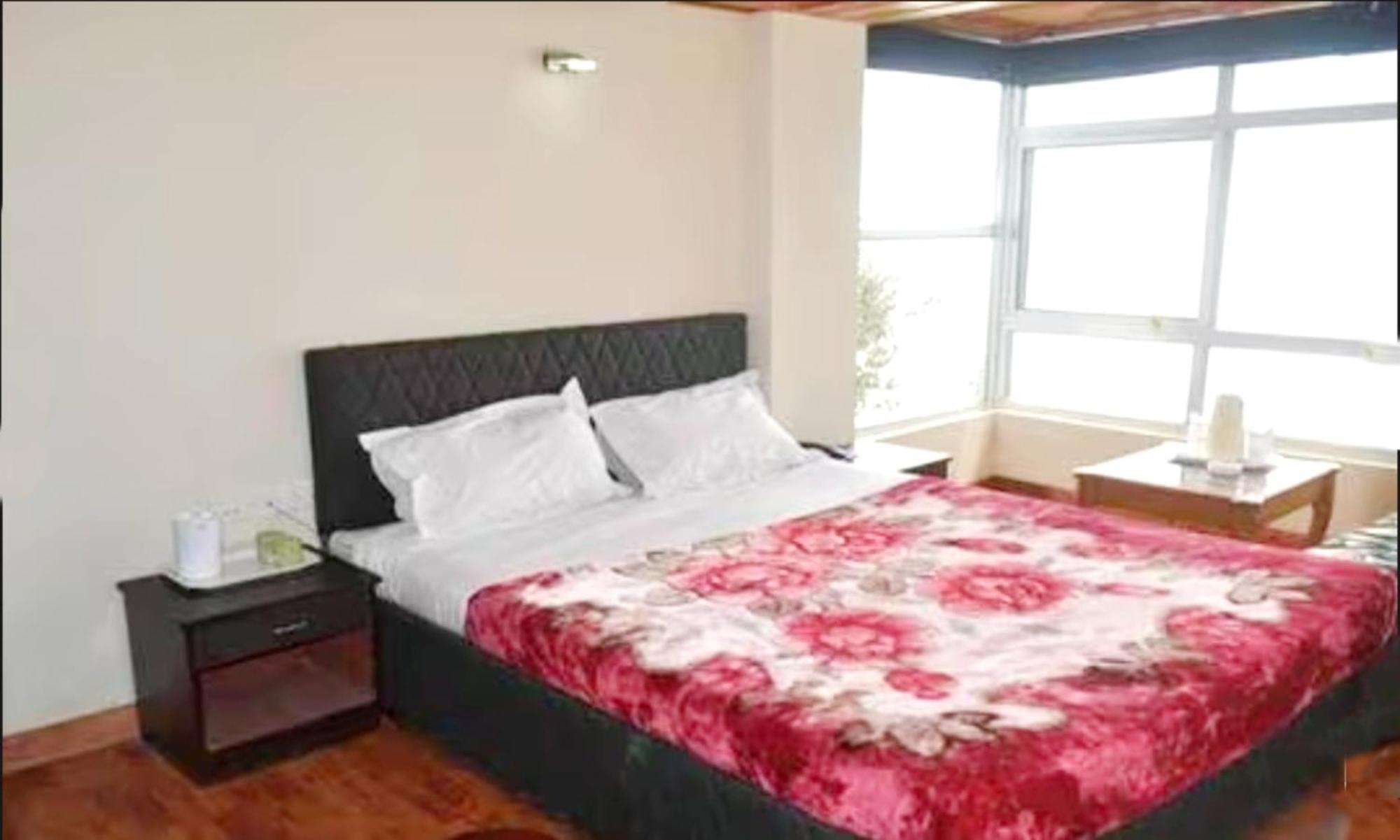 Hotel Dreamland Darjeeling Дарджилинг Екстериор снимка