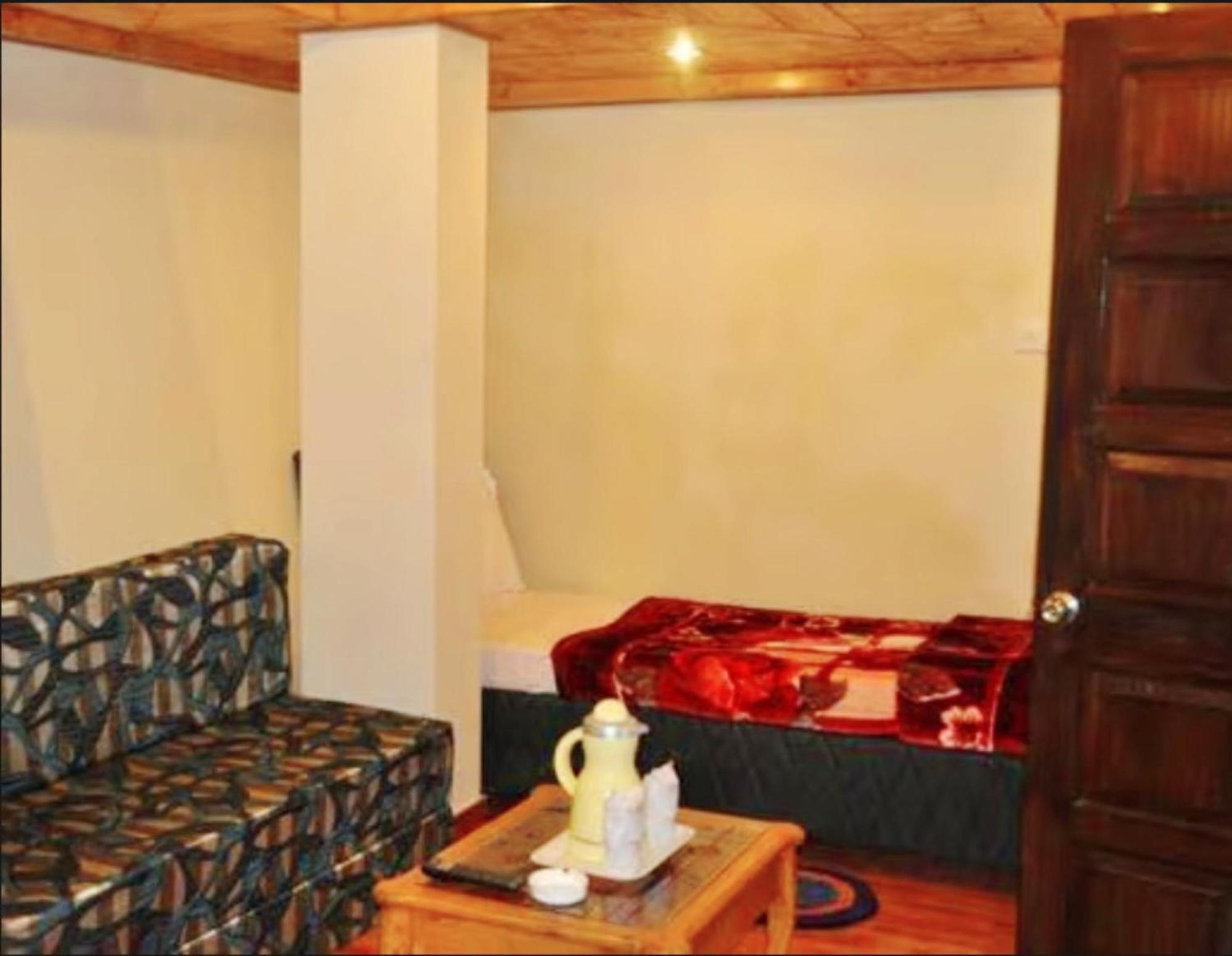 Hotel Dreamland Darjeeling Дарджилинг Екстериор снимка