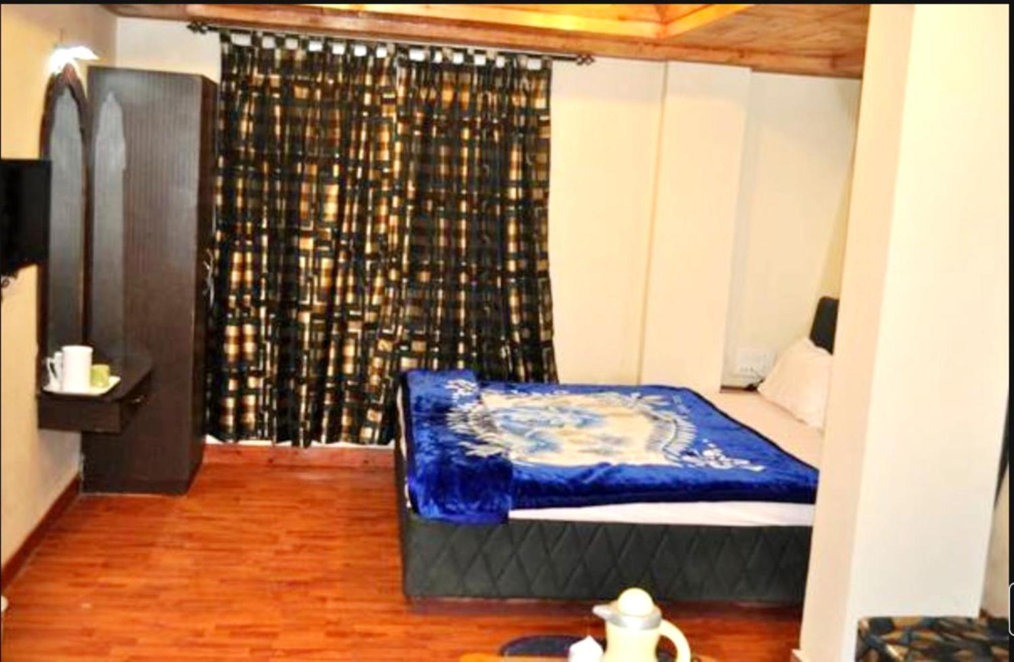 Hotel Dreamland Darjeeling Дарджилинг Екстериор снимка